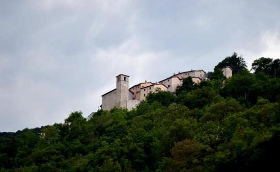 Appartamento Castello Di Cammoro Sellano Exterior foto